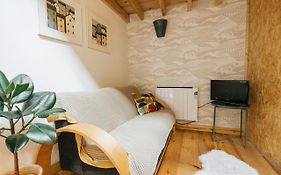 The Old Butcher'S Shop - A Unique Retreat For Two In Holmfirth, Yorkshire